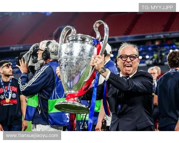 坎波斯阐述巴黎引援策略强调球商与团队精神的重要性